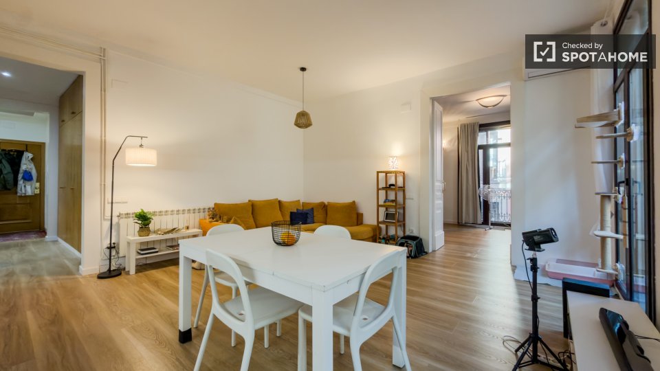 Apartment Barcelona, 1 bed, 92m² — photo 24