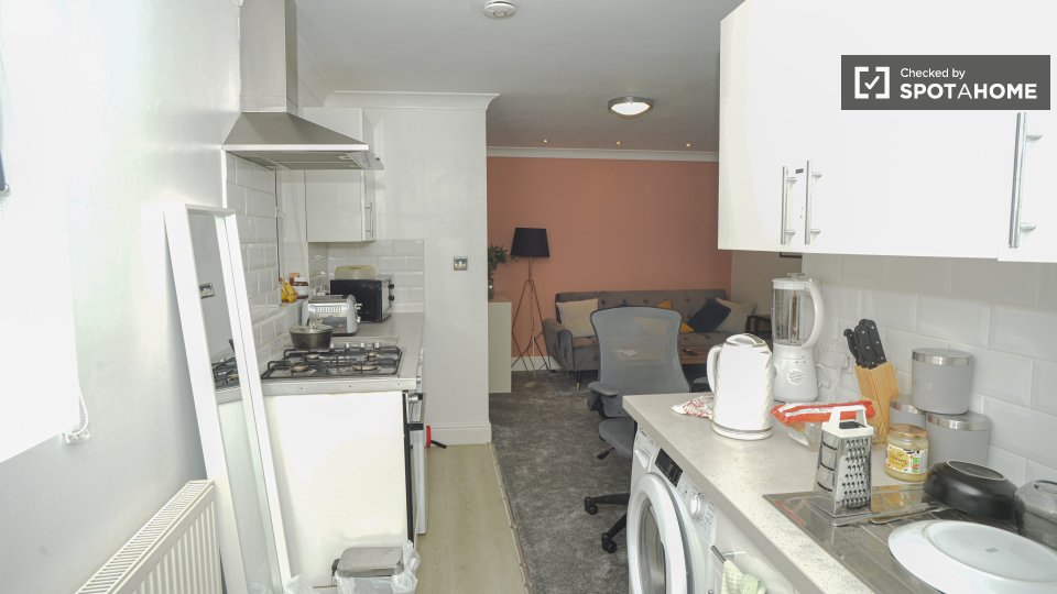 Apartment London, 2 beds — photo 3