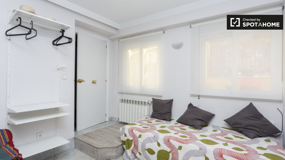 Apartment Madrid, 1 bed, 55m² — photo 11