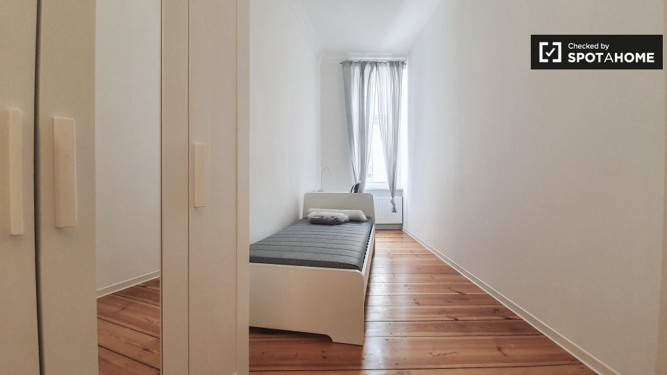 Double room Berlin, 4 beds — photo 1