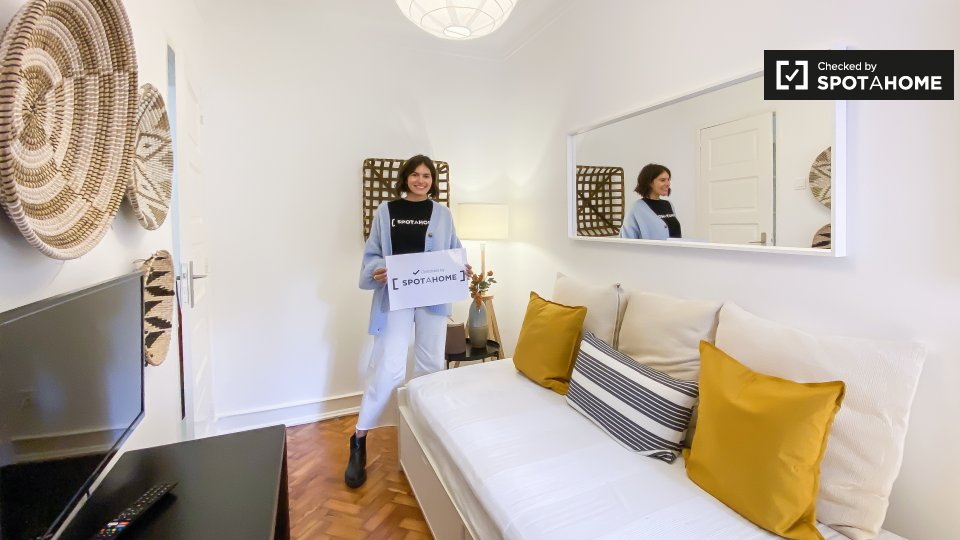 Double room Lisbon, 4 beds — photo 6