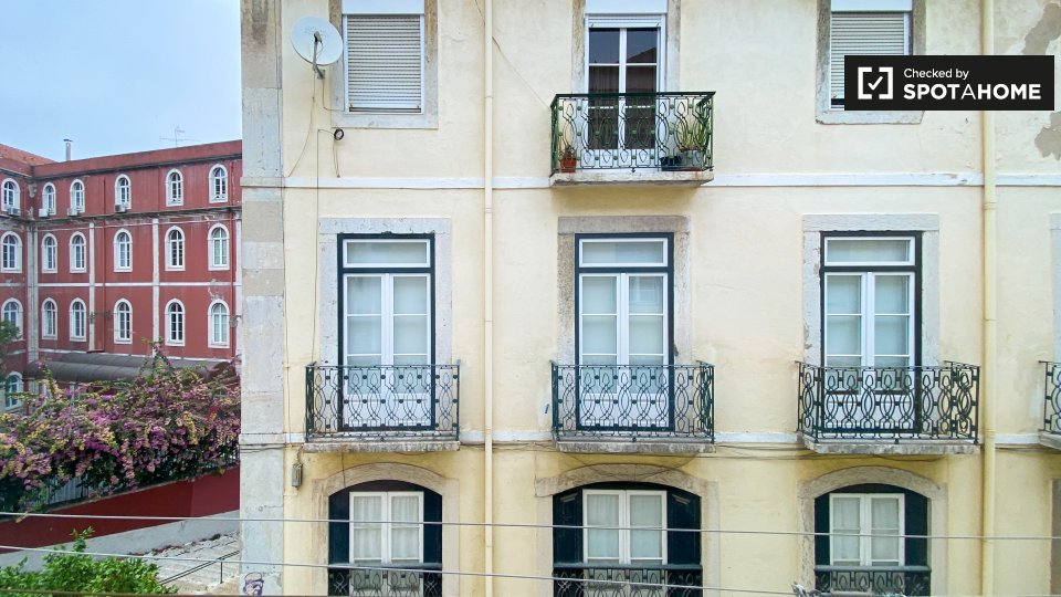 Apartment Lisbon, 1 bed — photo 10