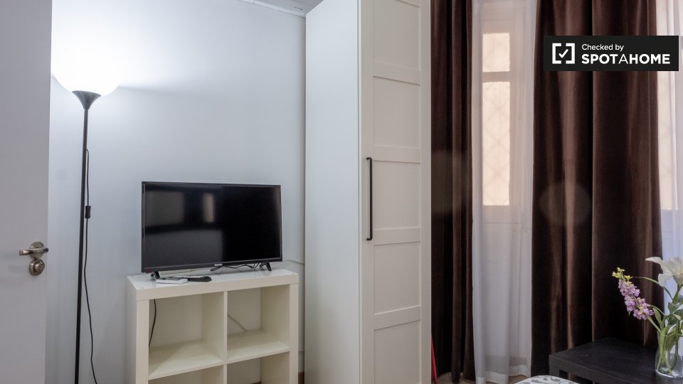 Apartment Madrid, 1 bed — photo 2