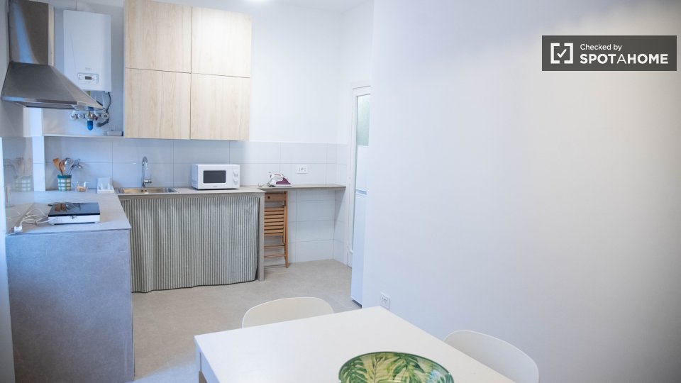 Double room Rome, 2 beds — photo 4