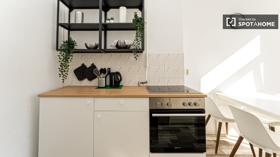 Double room Berlin, 4 beds, 65m² — photo 16