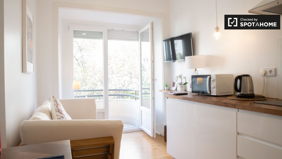 Apartment mono Lisbon, 35m² — photo 3