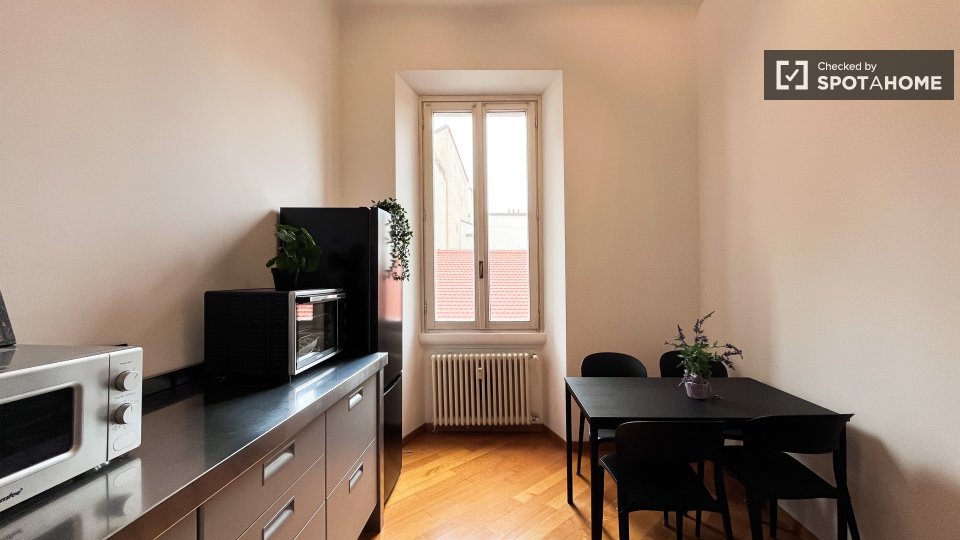 Double room Milan, 5 beds — photo 13