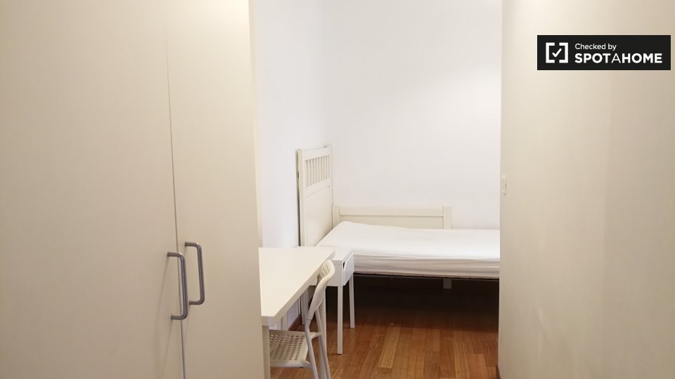 Double room Rome, 5 beds, 140m² — photo 19