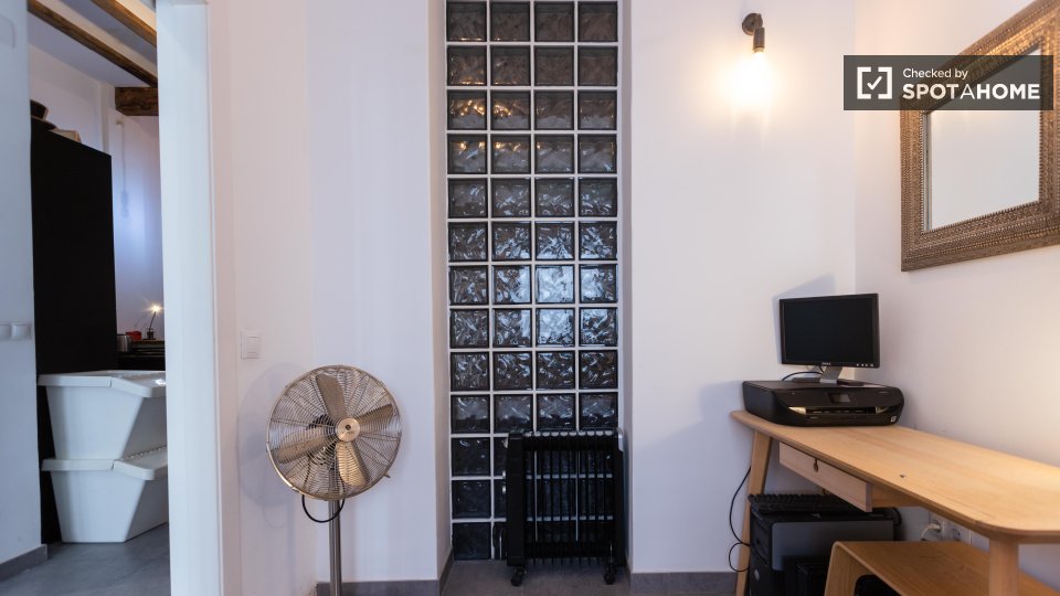 Apartment Valencia, 1 bed, 100m² — photo 18