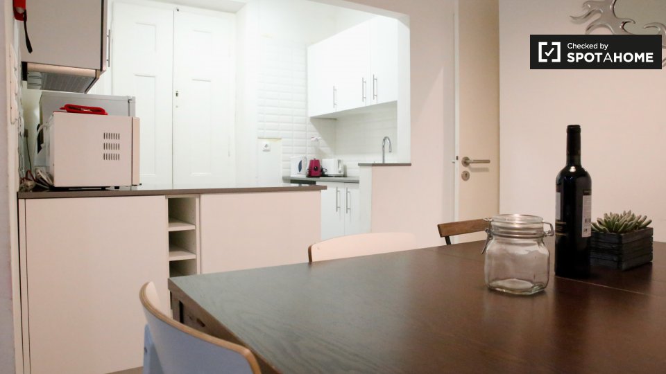 Apartment Lisbon, 3 beds — photo 11