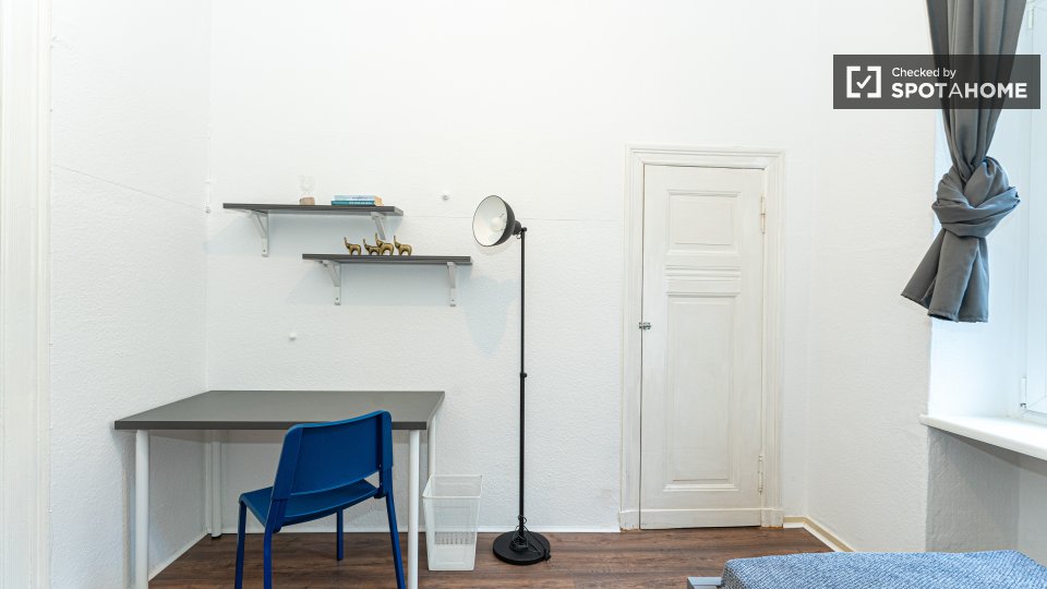 Double room Berlin, 7 beds, 146m² — photo 5