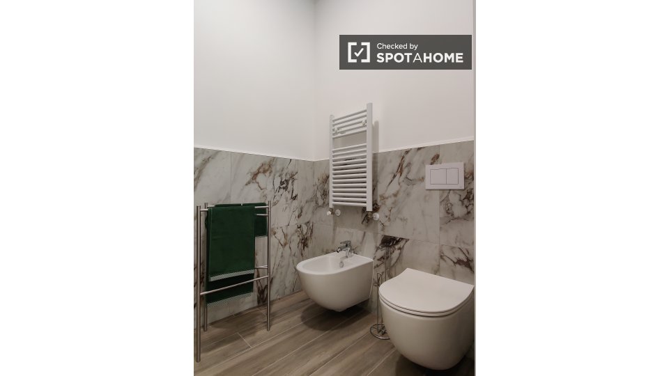 Double room Milan, 13 beds — photo 16