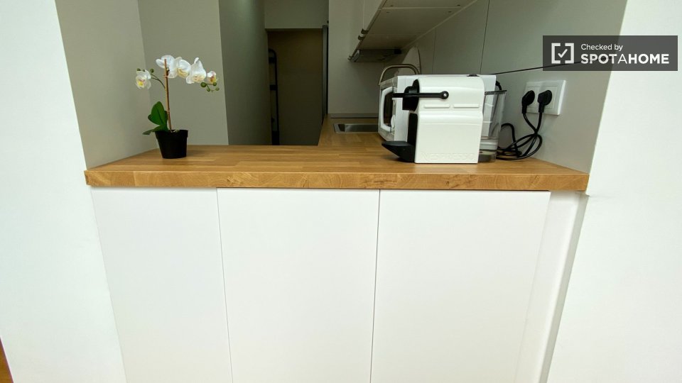 Apartment Lisbon, 2 beds — photo 20