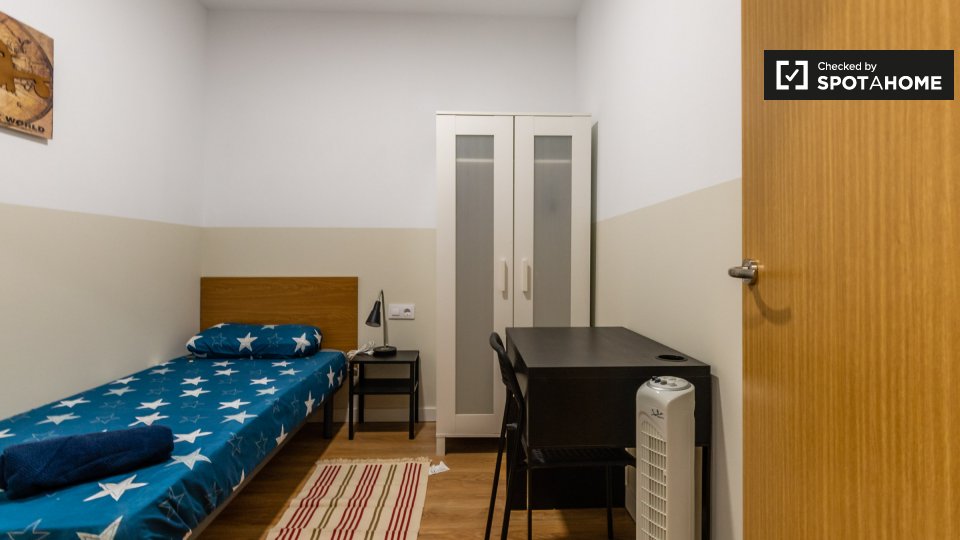 Double room Barcelona, 6 beds — photo 1