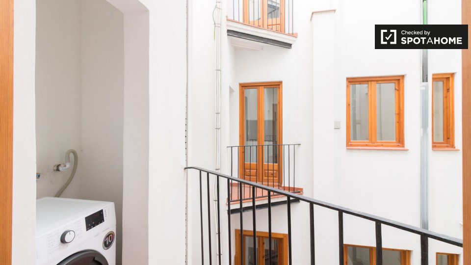 Apartment Barcelona, 3 beds — photo 15