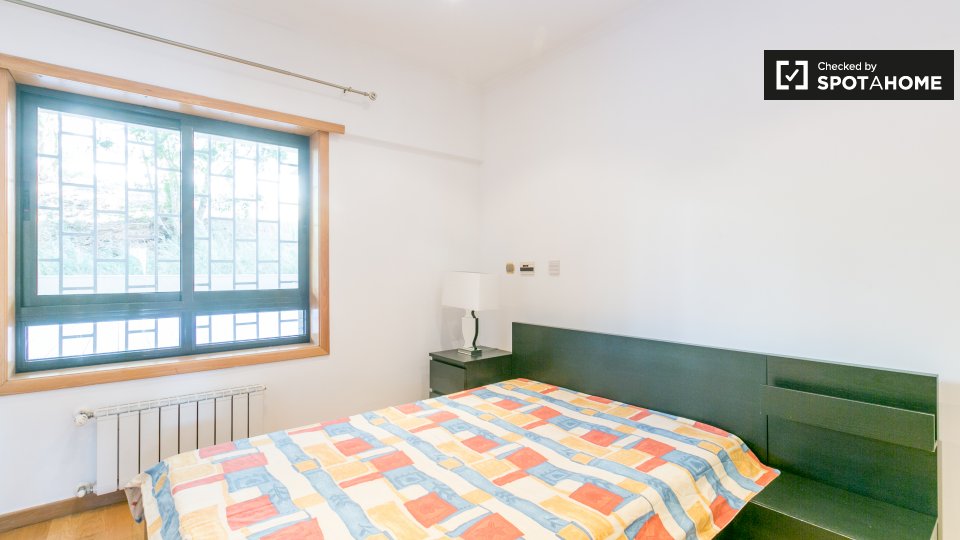 Apartment Lisbon, 1 bed, 90m² — photo 13