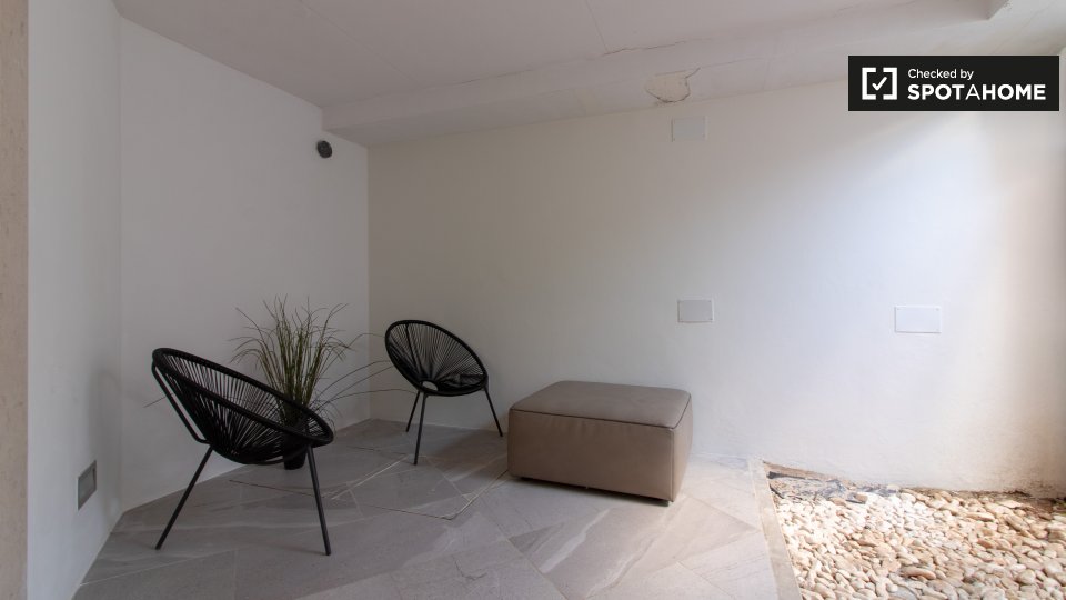 Apartment Lisbon, 2 beds — photo 8