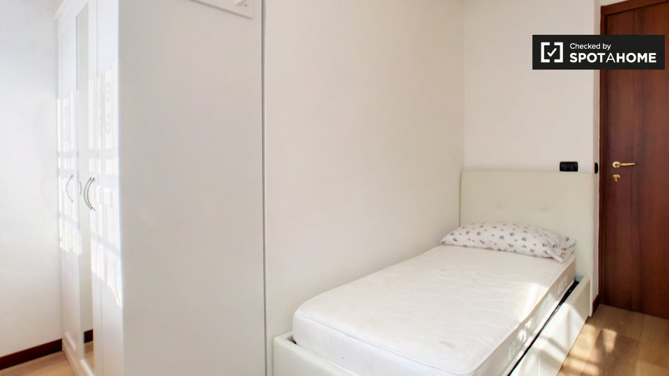 Double room Milan, 8 beds, 300m² — photo 8