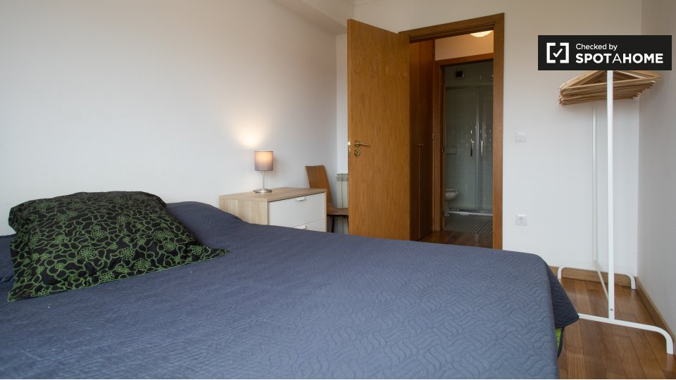 Apartment Porto, 1 bed, 60m² — photo 11