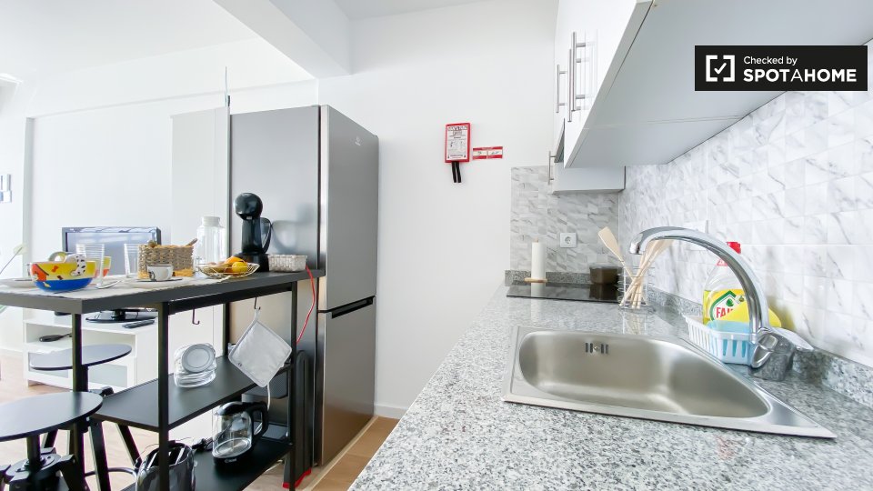 Apartment Lisbon, 1 bed — photo 7