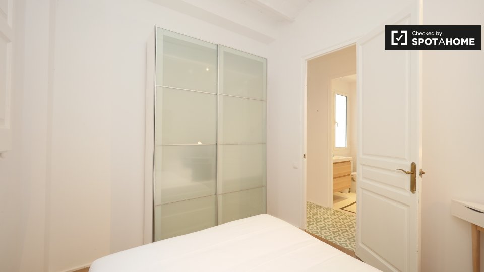 Apartment Barcelona, 1 bed — photo 15