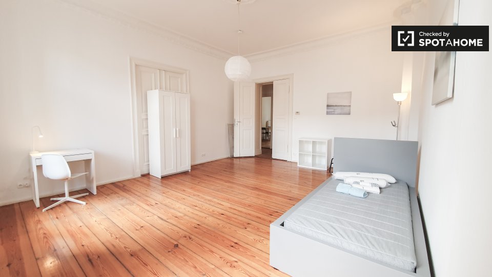 Double room Berlin, 3 beds — photo 14