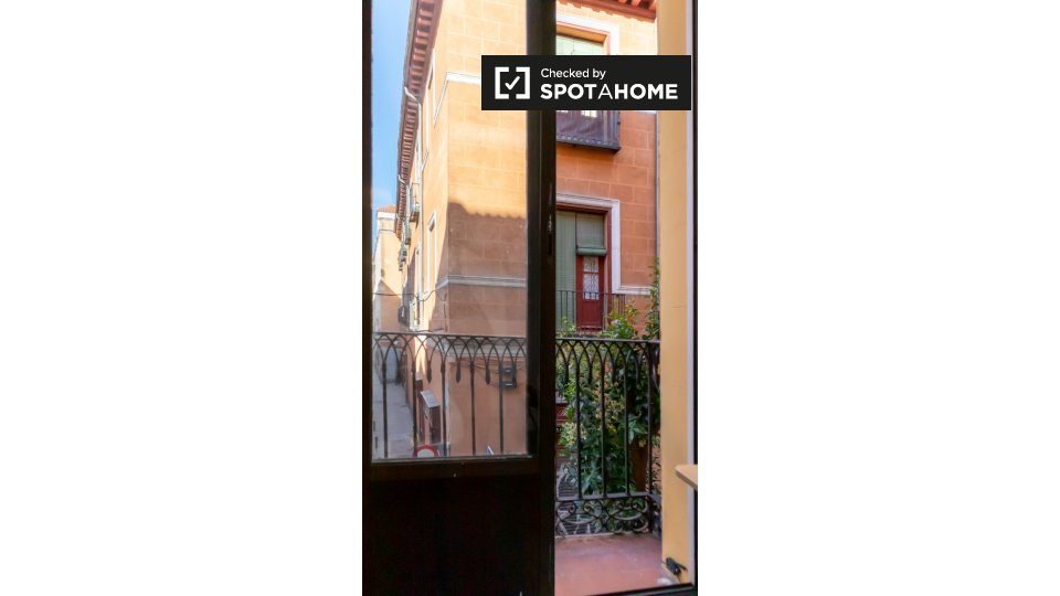 Apartment Madrid, 1 bed, 38m² — photo 16