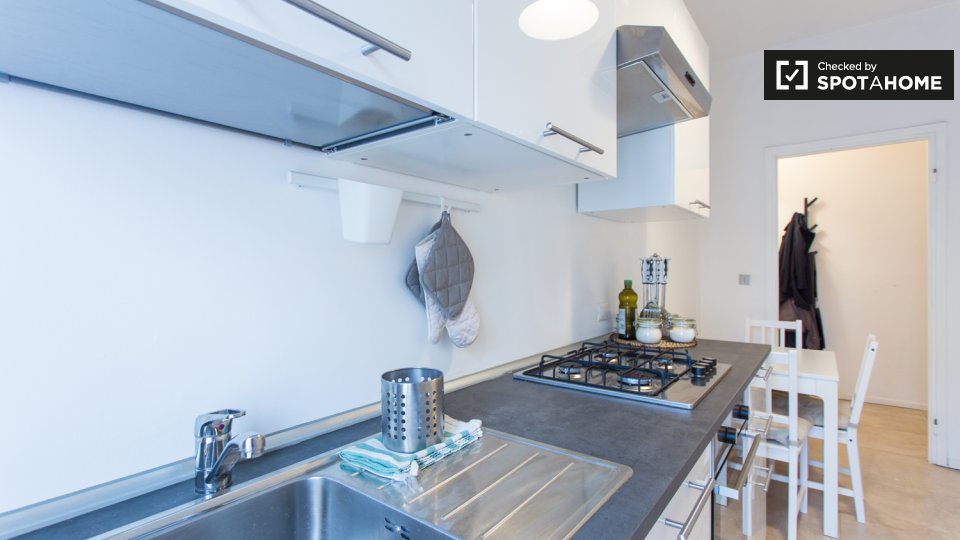 Double room Milan, 2 beds, 70m² — photo 7