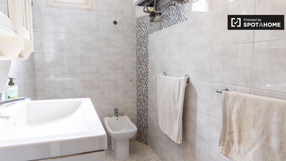 Double room Rome, 5 beds, 150m² — photo 20