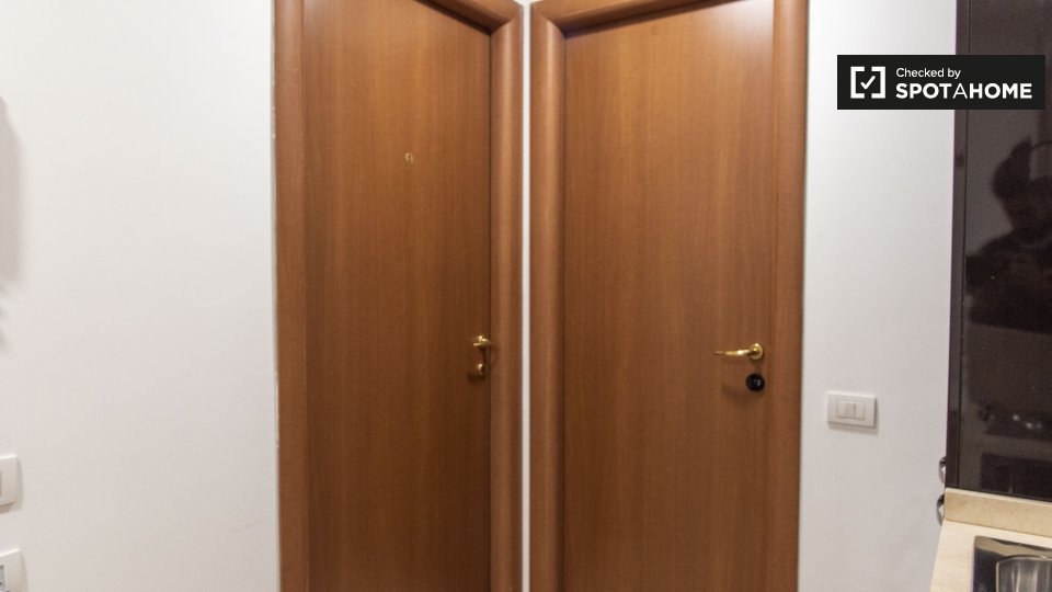 Camera doppia Roma, 2 camere — foto 14