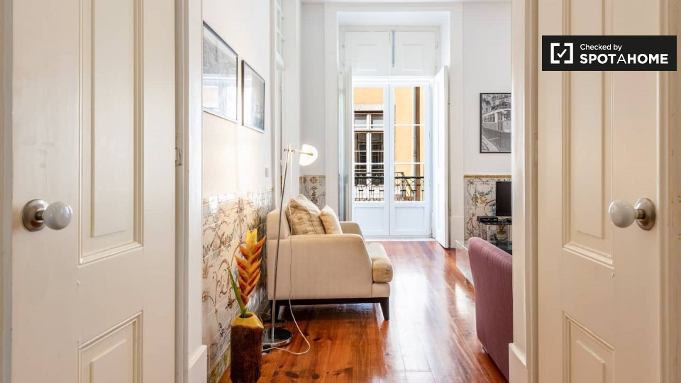 Apartment Lisbon, 2 beds — photo 12