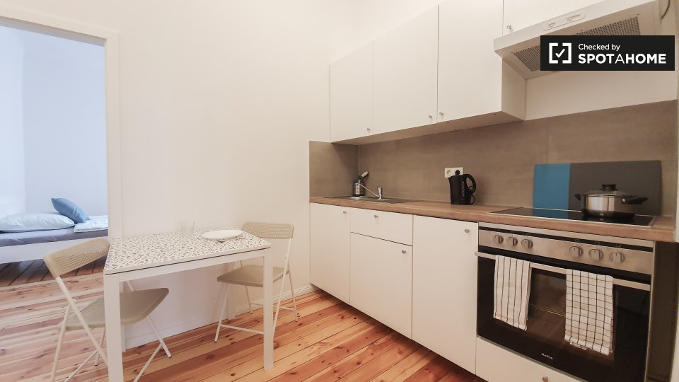 Double room Berlin, 3 beds — photo 14