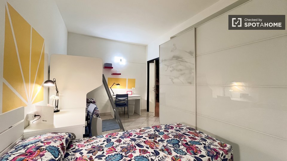Double room Milan, 5 beds — photo 17