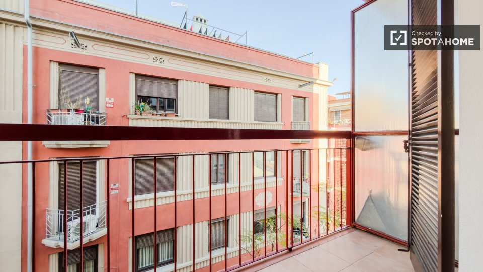 Apartment Barcelona, 3 beds, 70m² — photo 43