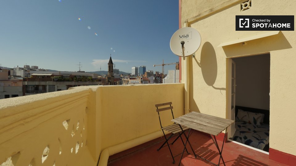 Double room Barcelona, 2 beds — photo 14