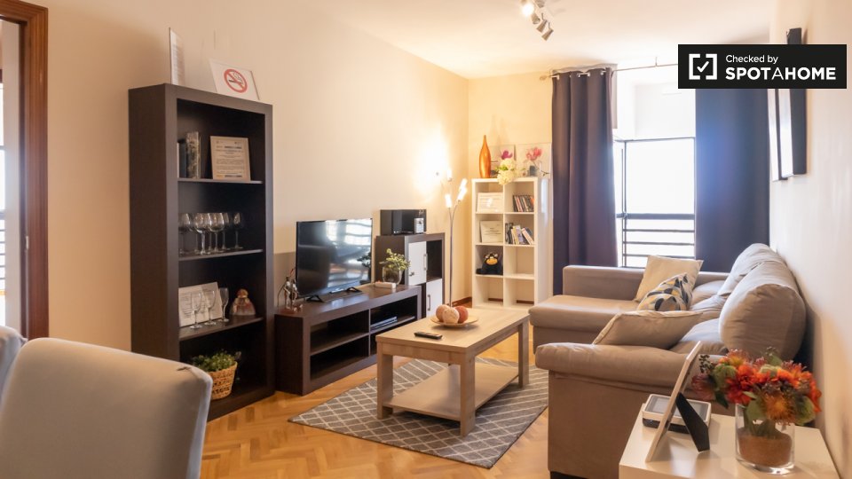 Apartment Madrid, 3 beds, 130m² — photo 1