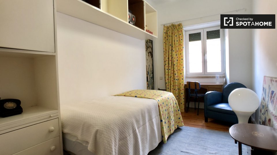 Double room Lisbon, 5 beds, 200m² — photo 5