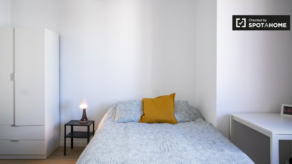 Double room Valencia, 6 beds — photo 2