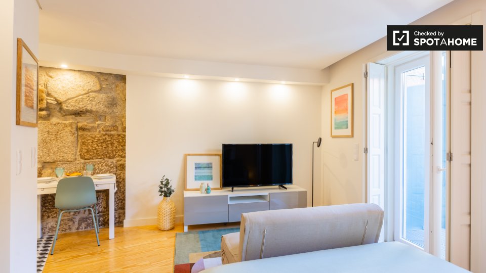 Apartment mono Porto, 35m² — photo 2