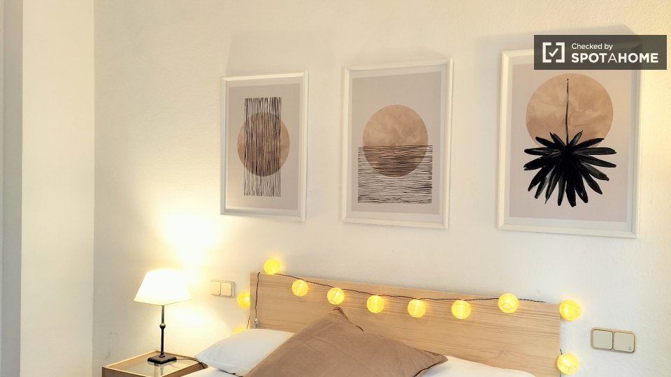 Double room Madrid, 6 beds, 200m² — photo 42