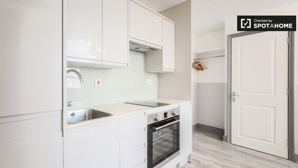 Apartment London, 1 bed, 40m² — photo 8