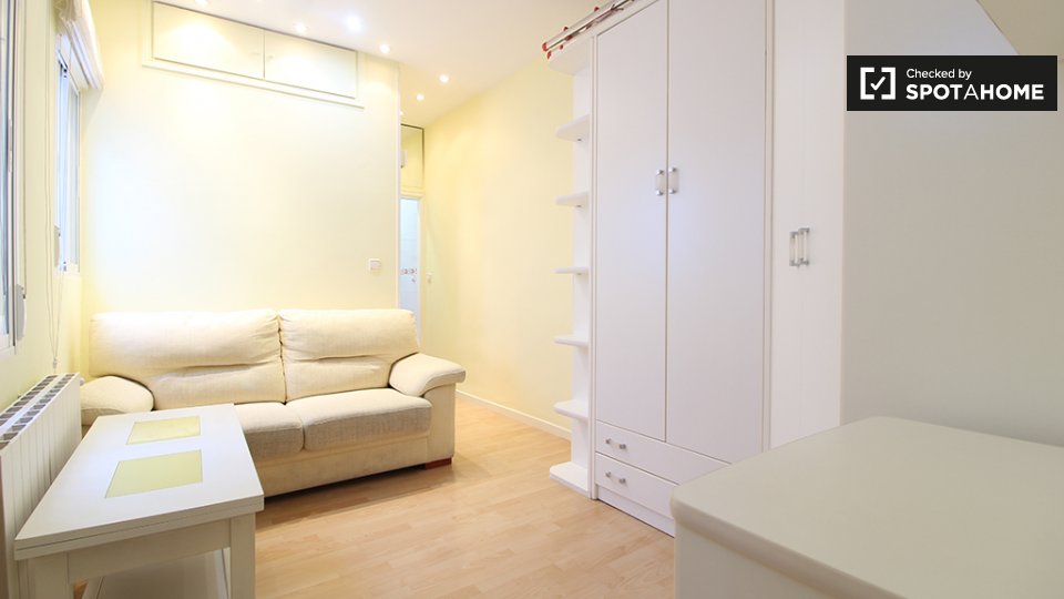 Apartment Madrid, 1 bed, 30m² — photo 1
