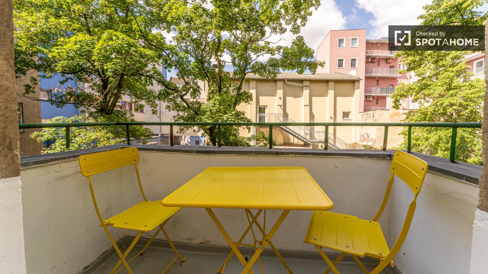 Double room Berlin, 2 beds, 36m² — photo 6