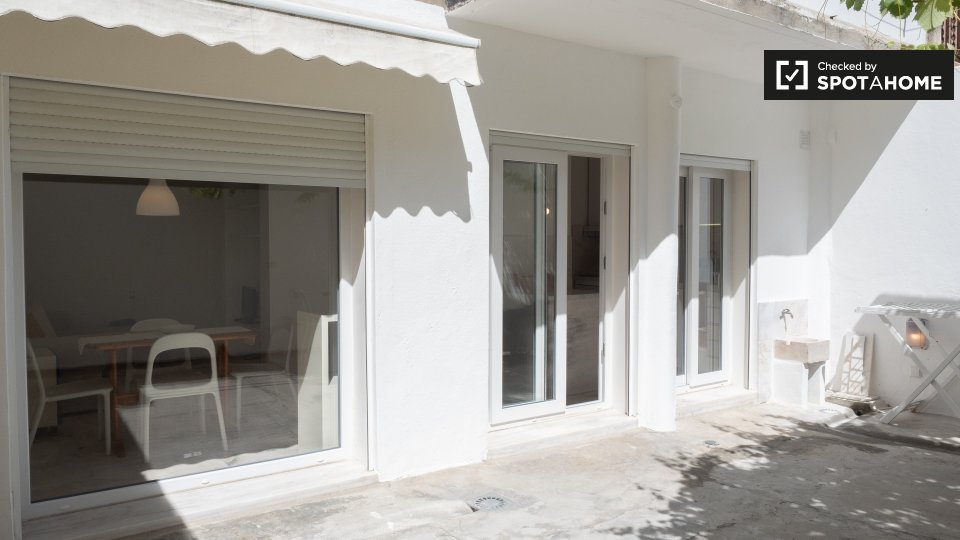 Apartment Lisbon, 2 beds, 70m² — photo 10