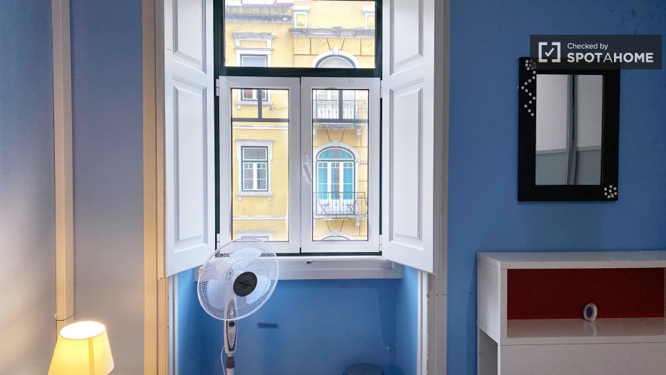 Double room Lisbon, 5 beds, 110m² — photo 35