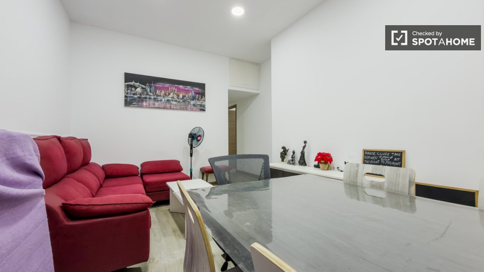 Double room Barcelona, 4 beds — photo 34