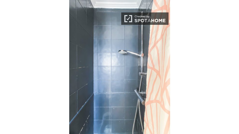 Apartment Lisbon, 1 bed, 38m² — photo 4