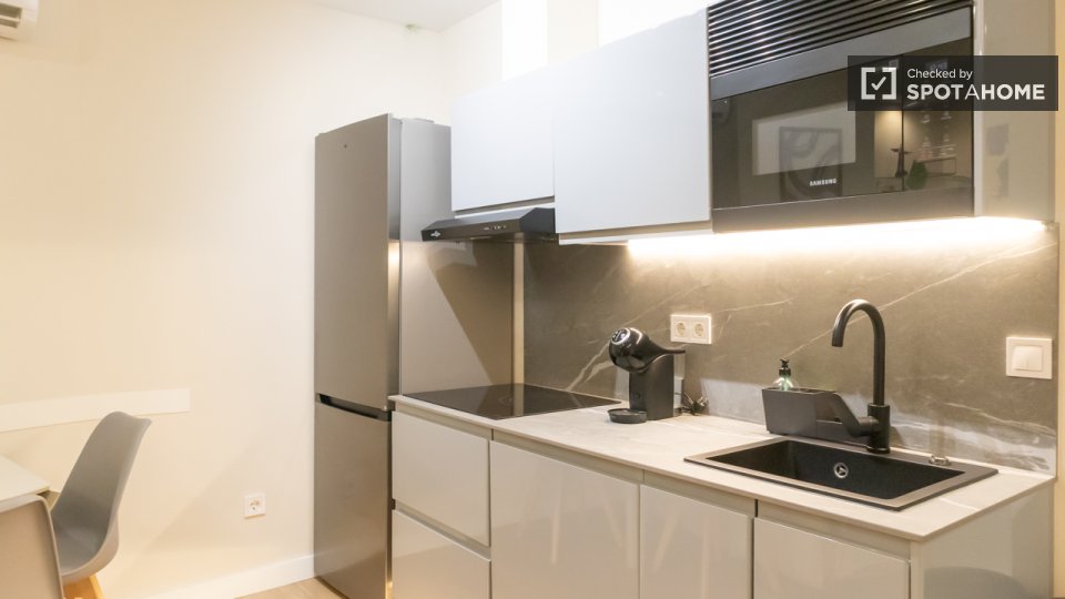 Apartment Madrid, 1 bed, 65m² — photo 9
