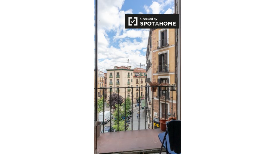 Double room Madrid, 4 beds — photo 5