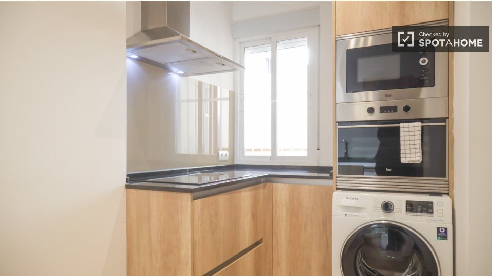 Apartment Madrid, 1 bed, 70m² — photo 10